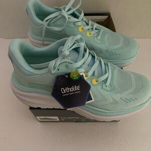 Woman’s AVIA Avi Motion Ortholite Green Sneakers Size 7 NEW NWB